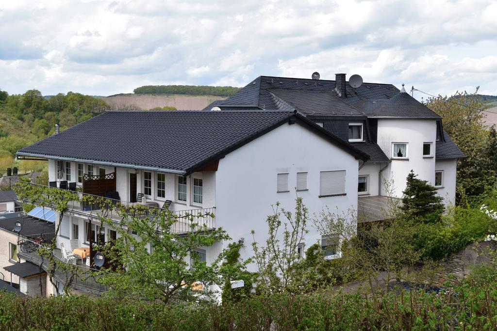 Ferienweingut Borens Wiltingen Exterior foto
